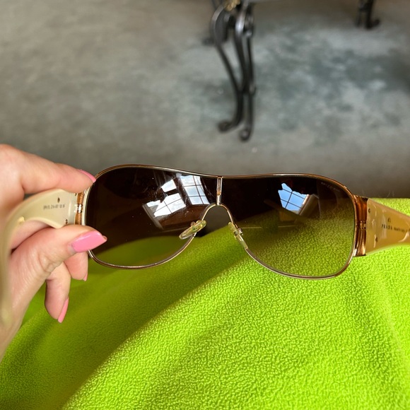 Prada sunglasses and case (NWOT) - Picture 4 of 11